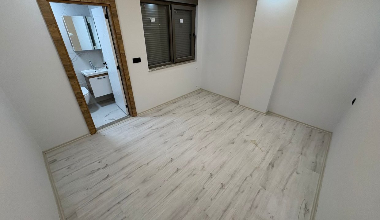 22803a69-a8ce-45f1-b09b-904d4cd0bc66