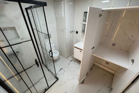 72801058-a5b9-430d-b19d-b2fef1b5585e