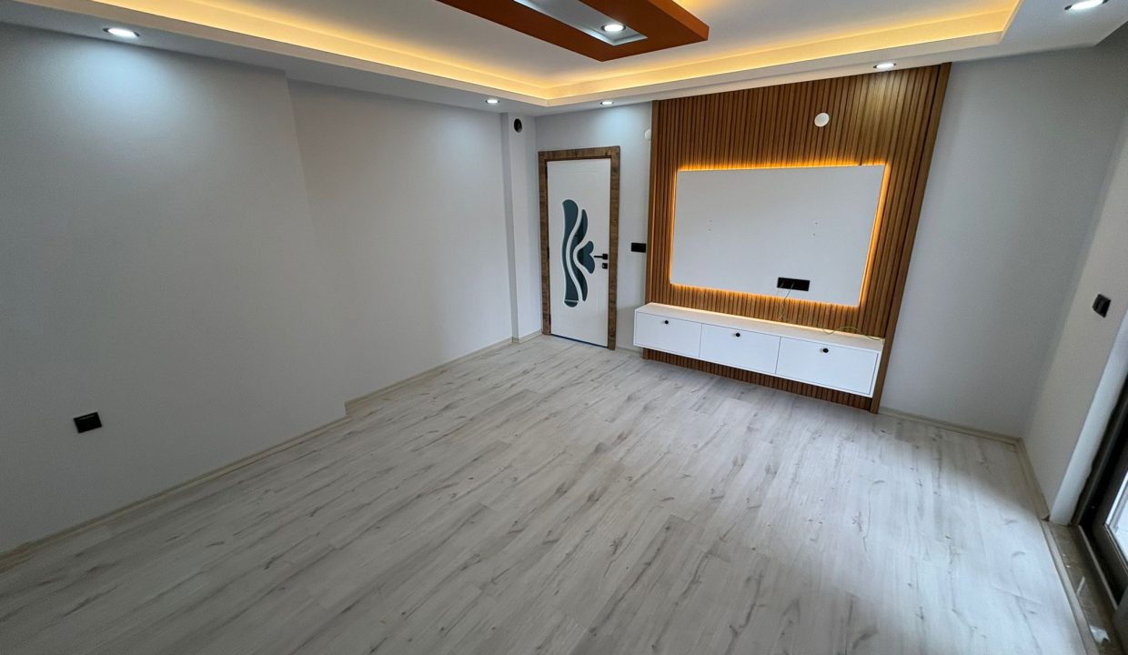 daaf63da-17eb-4ff6-8b5f-b2f676a2fc9e