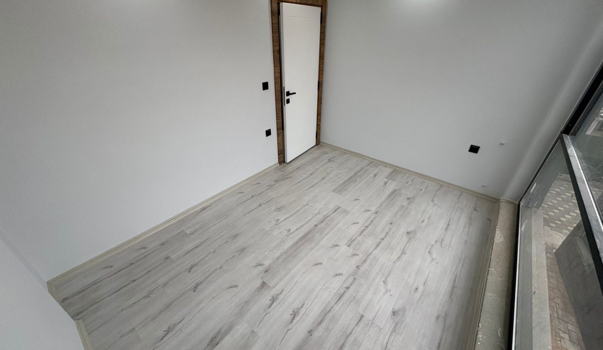 fc35ea54-8d92-4877-9618-60a58ee4c300