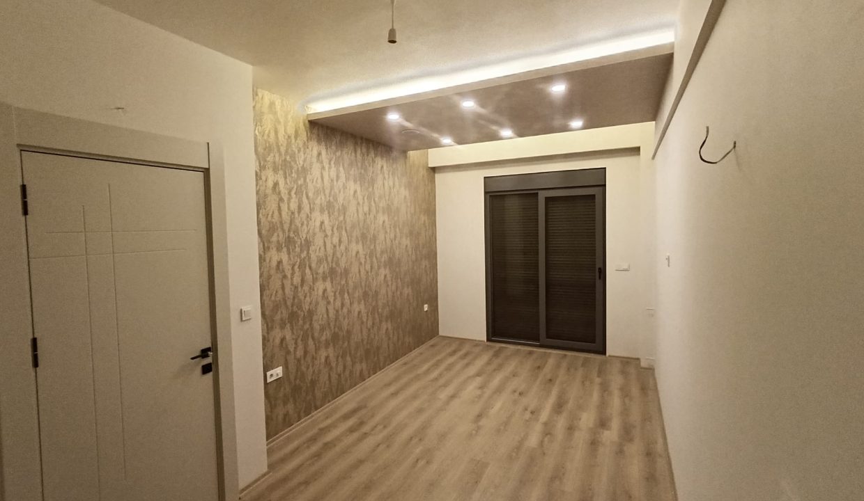 f7e7215d-dd92-4b06-94ef-84dba01337fd